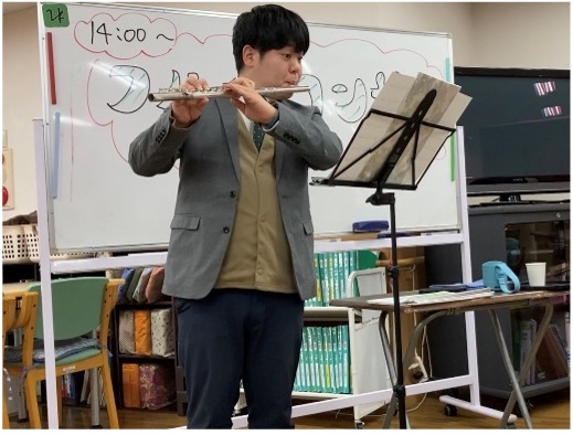 デイサービス訪問演奏